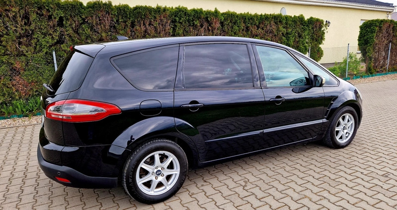 Ford S-Max cena 29900 przebieg: 239000, rok produkcji 2011 z Gniezno małe 191